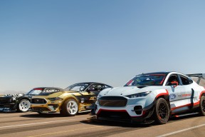 开云·体育官网APP下载-球队内部管理结构调整激发更多潜力，球队管理工作人员