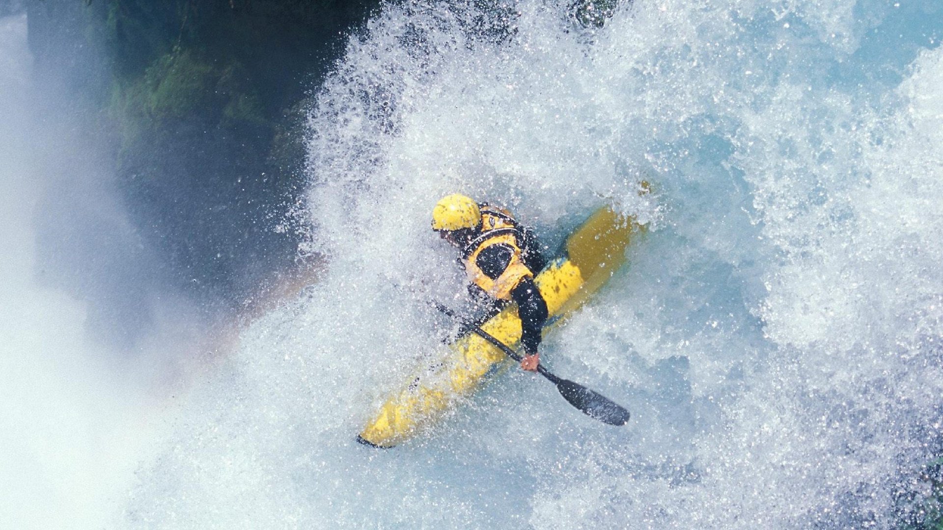 雷恩内部串联流畅不断拉开比赛节奏，雷恩队主场
